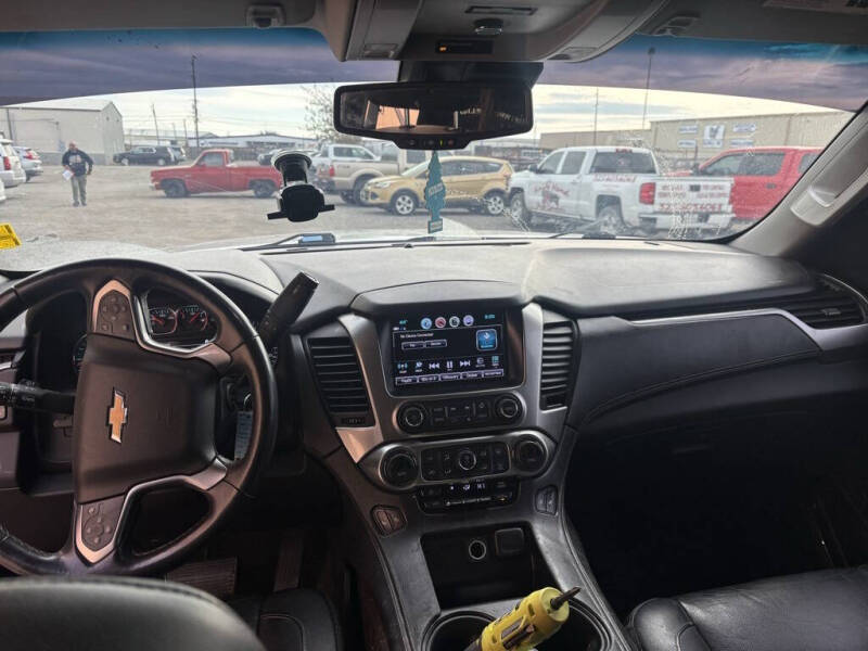 2017 Chevrolet Suburban LT