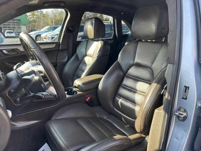 2015 Porsche Macan Turbo