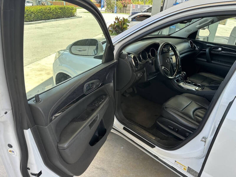 2017 Buick Enclave Leather