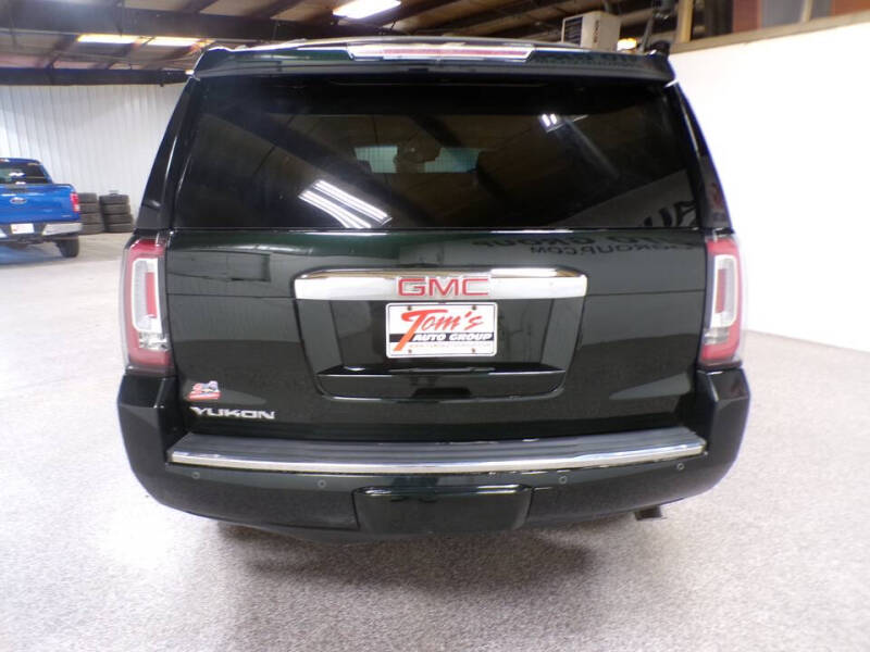 2016 GMC Yukon Denali
