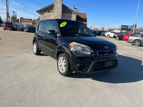 2012 Kia Soul for sale at A & B Auto Sales LLC in Lincoln NE