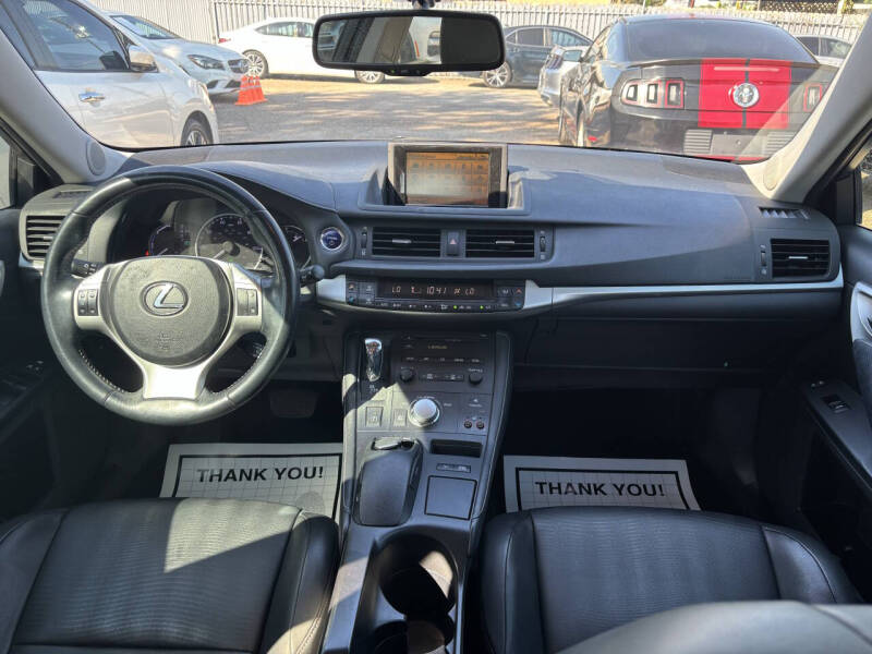 2011 Lexus CT 200h Premium