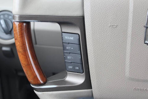 2011 Lincoln Navigator L