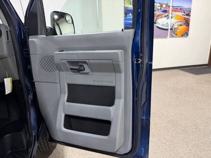 2013 Ford E-Series E-250