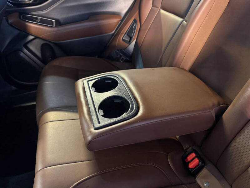 2020 Subaru Outback Touring XT