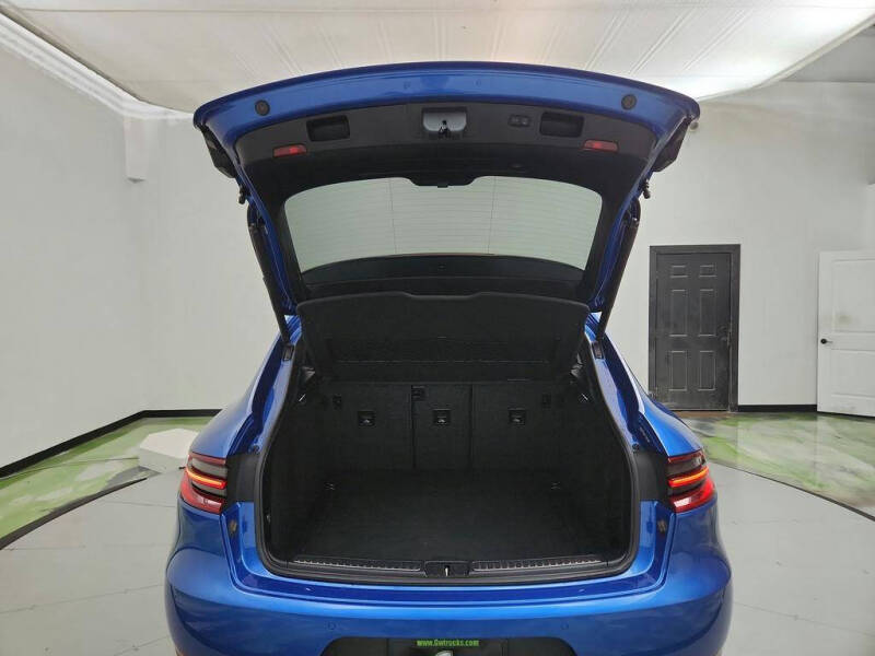 2018 Porsche Macan S