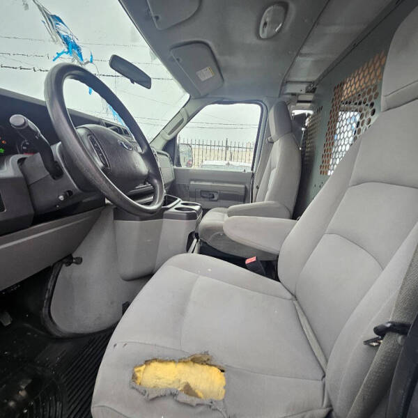 2009 Ford E-Series E-250