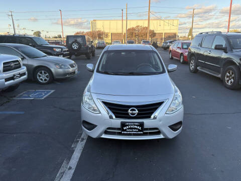 2017 Nissan Versa 1.6 S