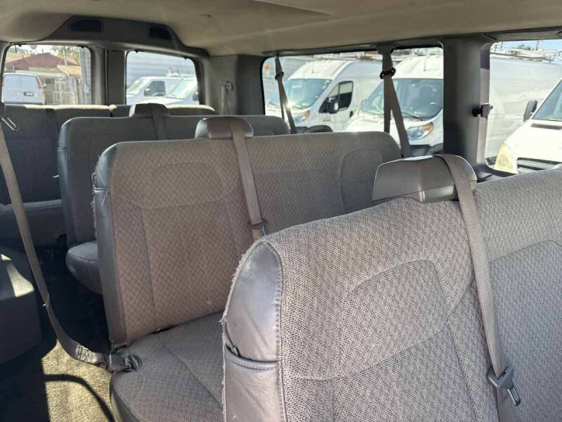 2017 Chevrolet Express LT 3500