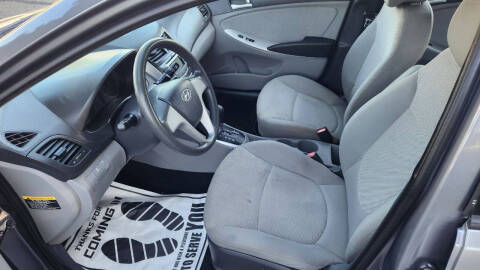 2013 Hyundai Accent GLS