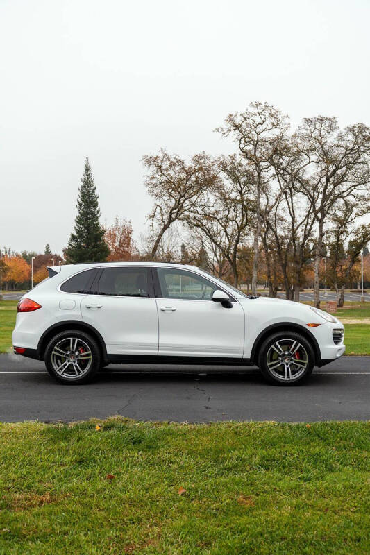 2013 Porsche Cayenne S