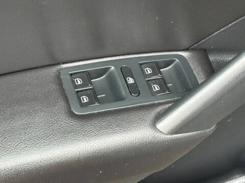 2015 Volkswagen Passat 1.8T Limited Edition