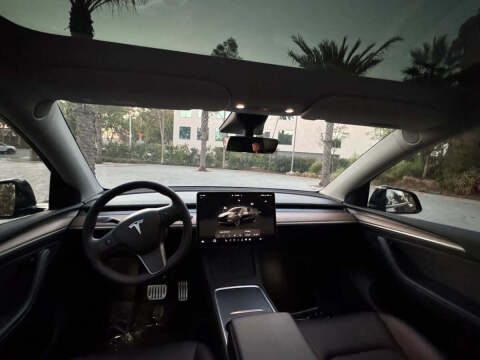 2023 Tesla Model Y Performance