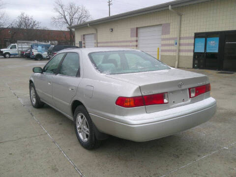 2001 Toyota Camry LE