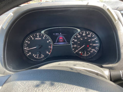 2017 Nissan Pathfinder S