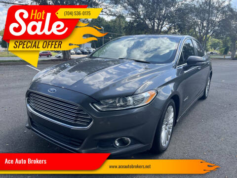 2015 Ford Fusion Hybrid SE