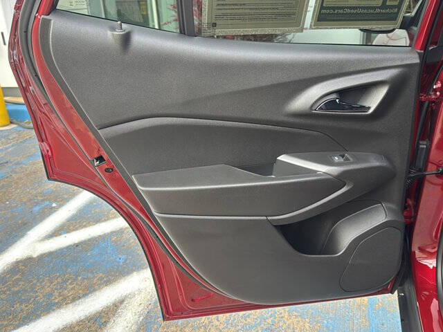 2025 Chevrolet Trax RS