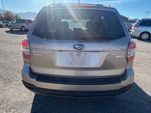 2015 Subaru Forester 2.5i