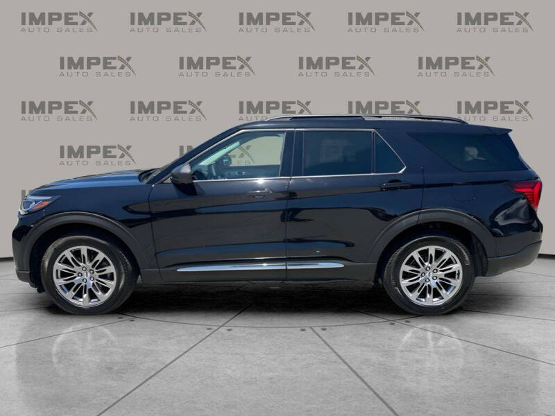 2025 Ford Explorer Active