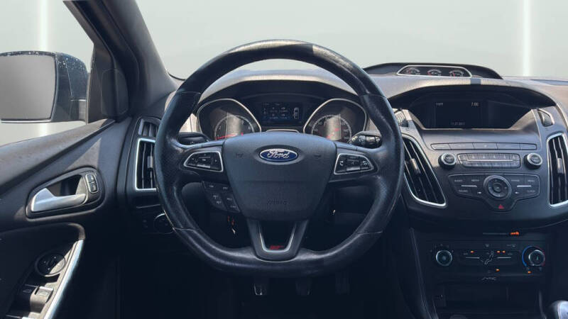2018 Ford Focus ST