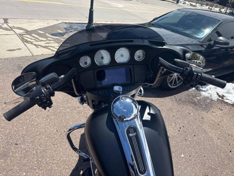 2020 Harley-Davidson Street Glide