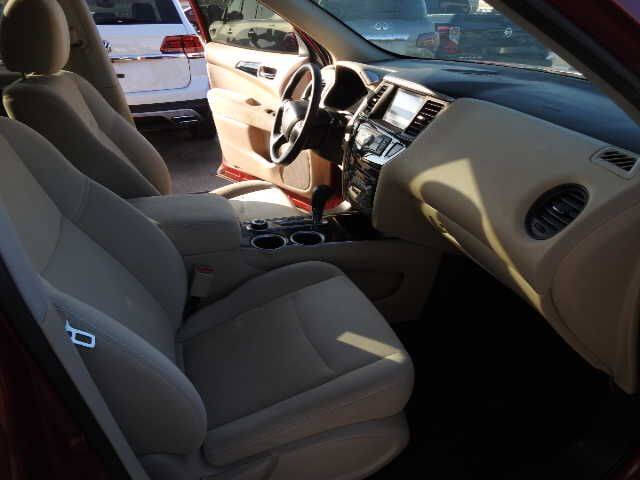 2016 Nissan Pathfinder