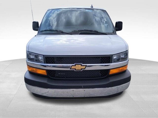 2026 Chevrolet Express 2500