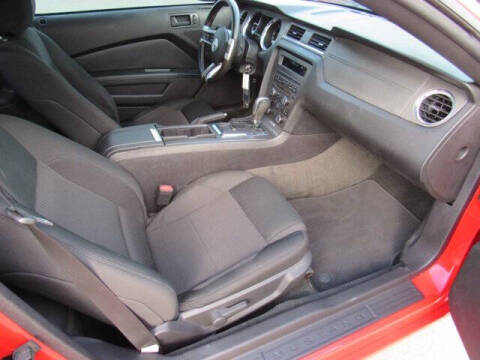 2014 Ford Mustang V6