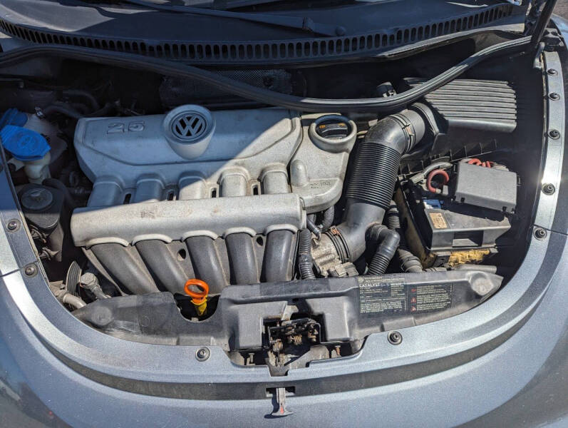 2008 Volkswagen New Beetle S