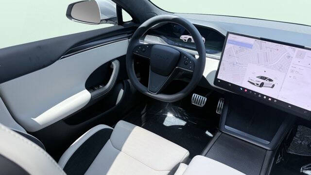 2026 Tesla Model S Plaid