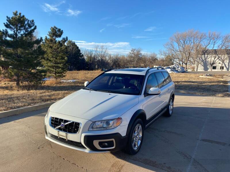 2008 Volvo XC70 for sale at QUEST MOTORS in Englewood CO