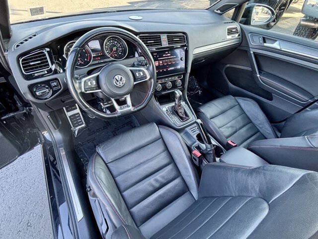 2019 Volkswagen Golf GTI SE