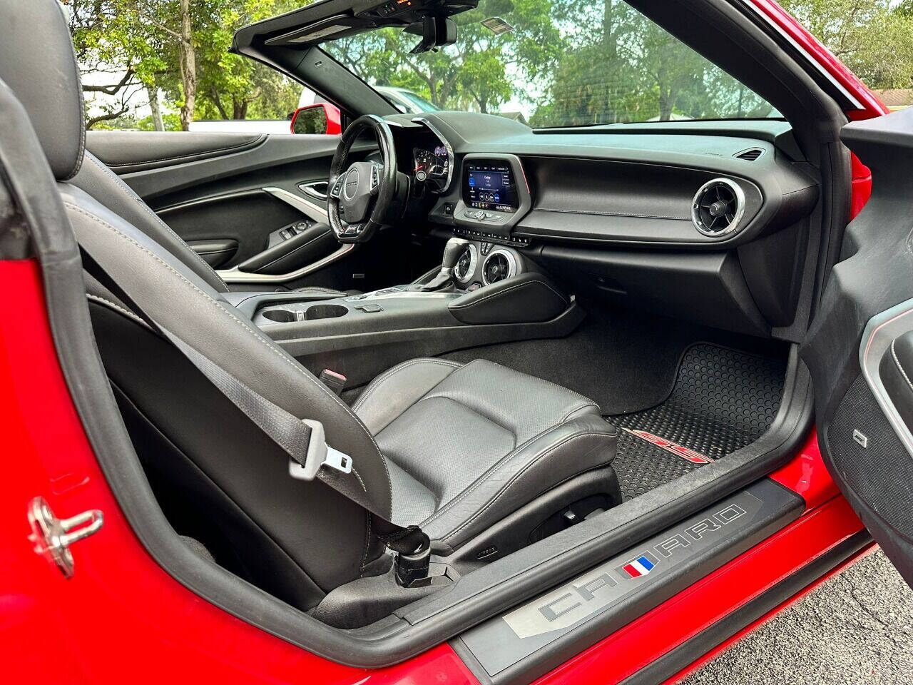 2019 CHEVROLET Camaro Convertible - $39,995