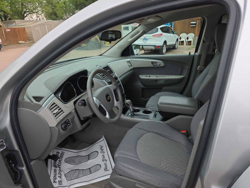 2011 Chevrolet Traverse LS