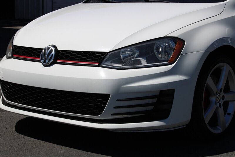 2017 Volkswagen Golf GTI S