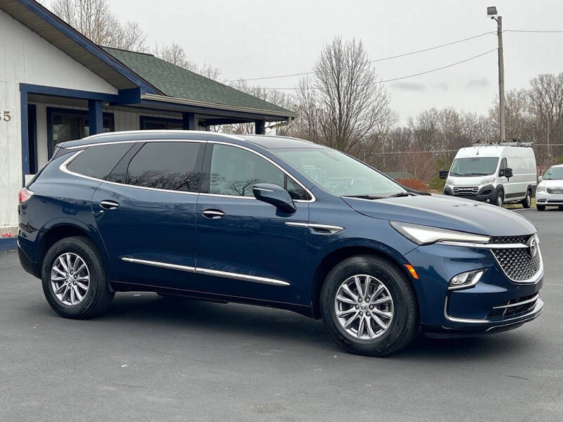 2023 Buick Enclave Essence
