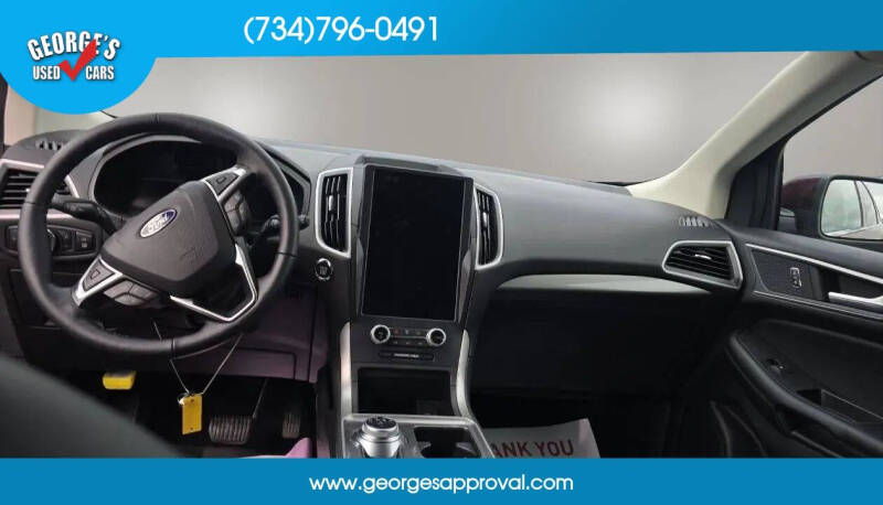2023 Ford Edge