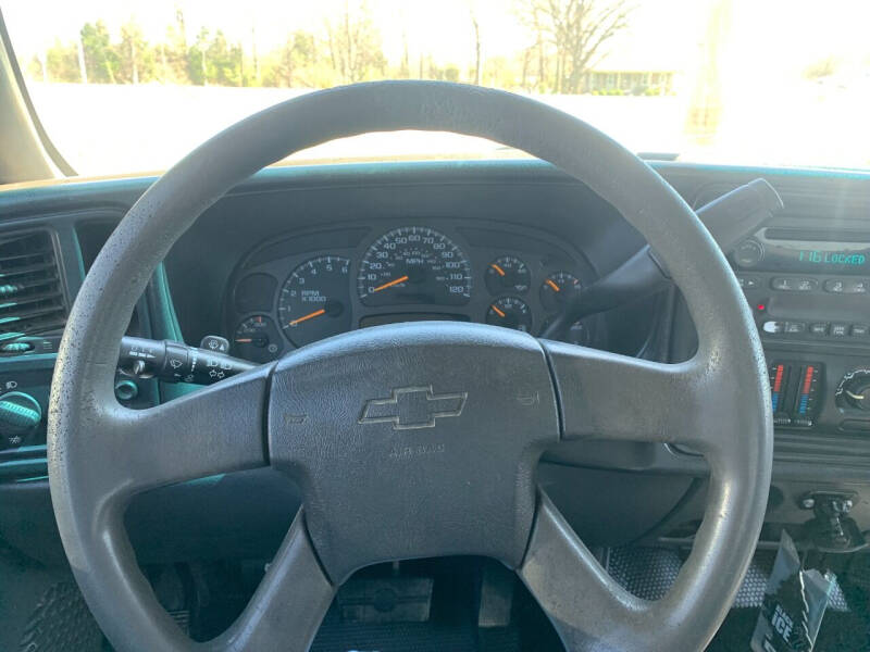 2007 Chevrolet Silverado Classic 3500 Work photo 16