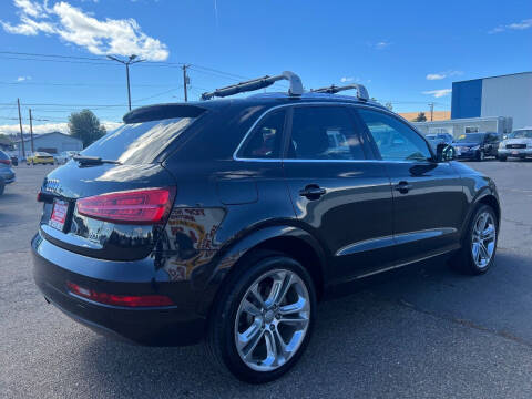 2016 Audi Q3 2.0T quattro Premium Plus