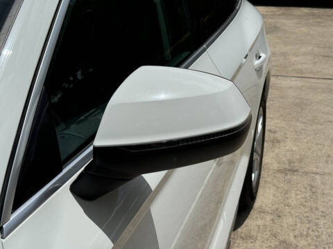 2018 Audi Q5 2.0T quattro Premium Plus