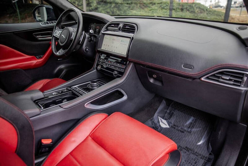 2020 Jaguar F-PACE 25t R-Sport