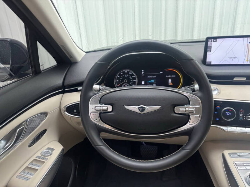 2023 Genesis GV70 2.5T Standard