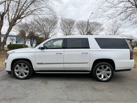 2018 Cadillac Escalade ESV Luxury