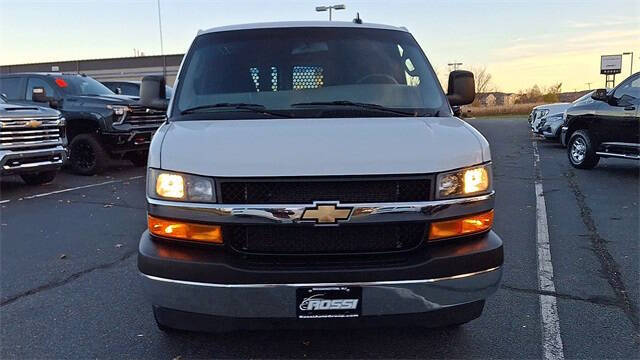 2024 Chevrolet Express 2500