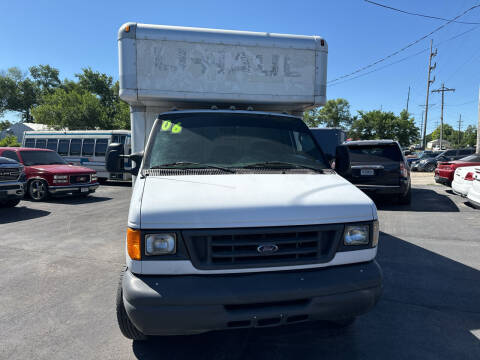 2006 Ford E-Series for sale at Jerry & Menos Auto Sales in Belton MO