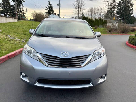 2013 Toyota Sienna