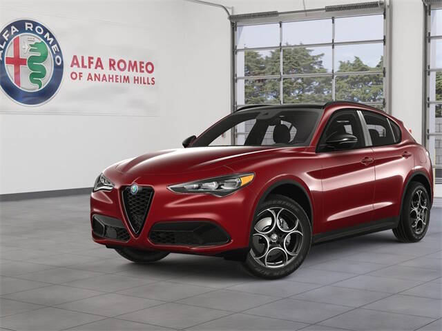 2025 Alfa Romeo Stelvio Intensa