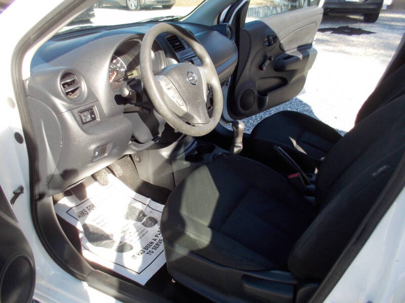 2016 Nissan Versa 1.6 S