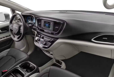 2018 Chrysler Pacifica Touring L Plus
