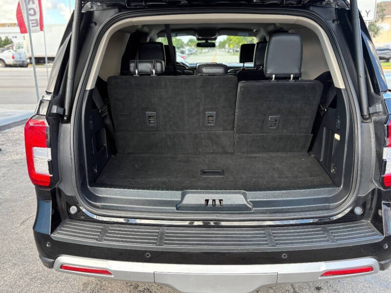 2024 Ford Expedition XLT